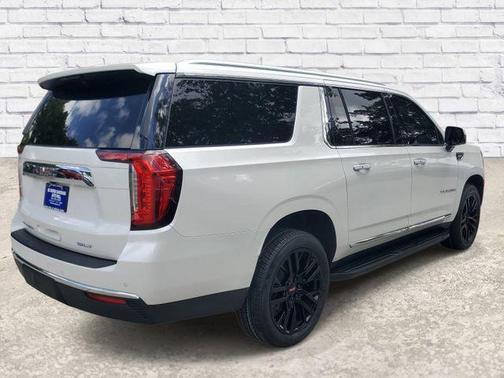 2021 GMC Yukon XL SLT