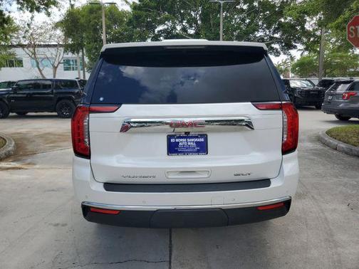 2021 GMC Yukon XL SLT