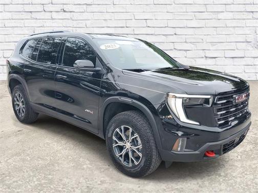 2025 GMC Acadia AWD AT4