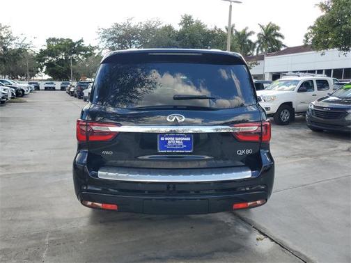 2020 INFINITI QX80 Luxe