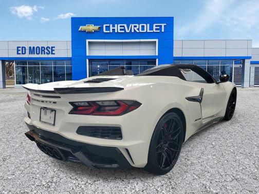 Arctic White 2026 Chevrolet Corvette Z06