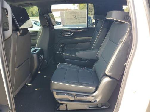 2026 GMC Yukon XL 4WD Elevation