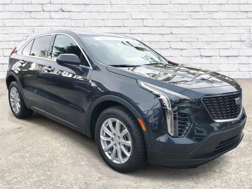 2022 Cadillac XT4 Luxury