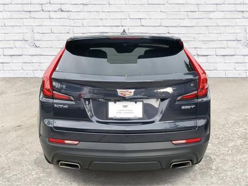 2022 Cadillac XT4 Luxury
