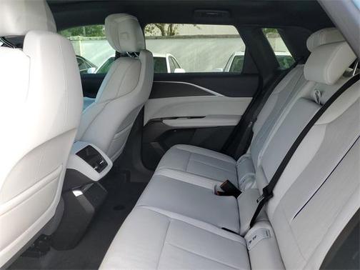 2025 Cadillac LYRIQ Sport w/1SF
