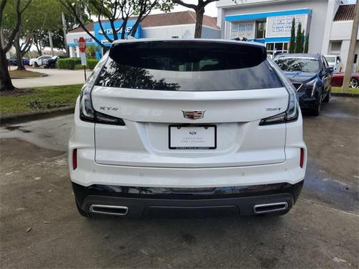 2025 Cadillac XT4 Sport