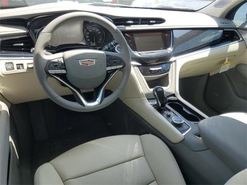 2025 Cadillac XT6 Premium Luxury FWD