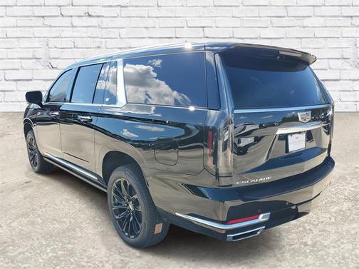 2026 Cadillac Escalade ESV Luxury