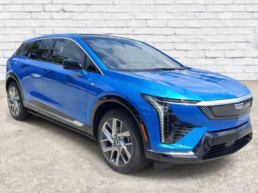 Coastal Blue Metallic 2026 Cadillac OPTIQ Luxury