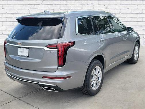 2025 Cadillac XT6 Luxury FWD