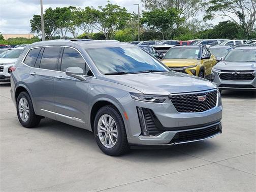 2025 Cadillac XT6 Luxury FWD