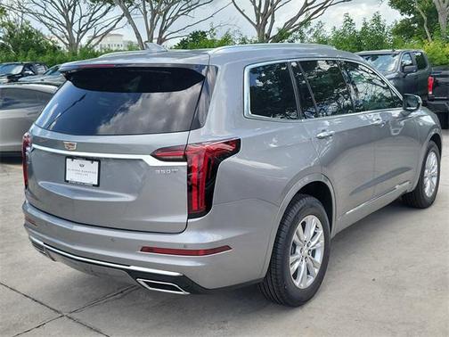 2025 Cadillac XT6 Luxury FWD