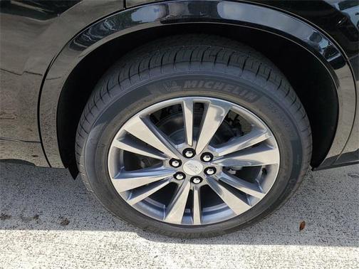 2025 Cadillac XT6 Premium Luxury FWD