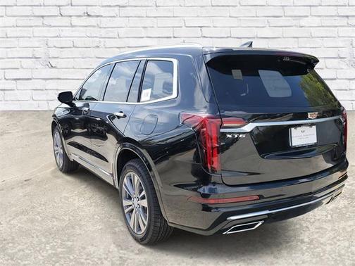 2025 Cadillac XT6 Premium Luxury FWD