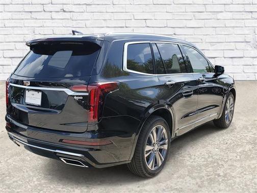 2025 Cadillac XT6 Premium Luxury FWD