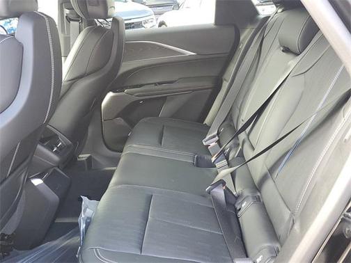 2025 Cadillac LYRIQ Sport w/1SF
