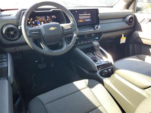 2025 Chevrolet Colorado WT