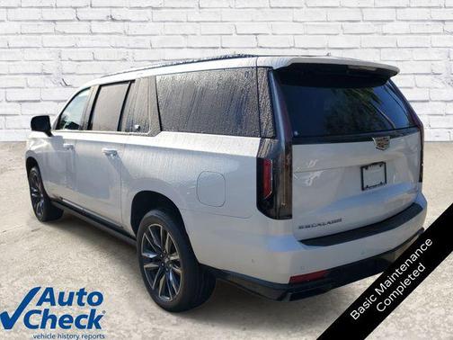 Crystal White Tricoat 2023 Cadillac Escalade ESV Sport Platinum