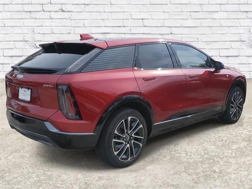 2025 Cadillac OPTIQ Sport 2 AWD