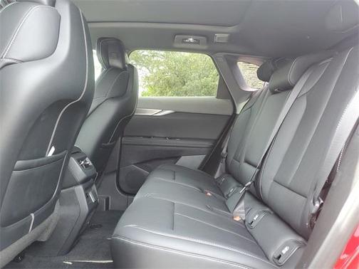 2025 Cadillac OPTIQ Sport 2 AWD