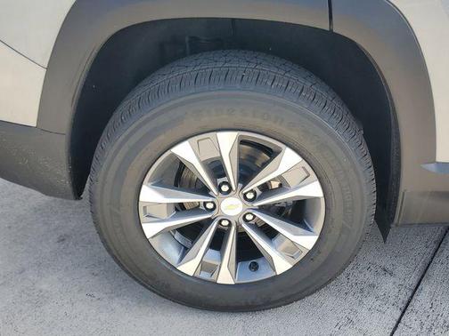 Sterling Gray Metallic 2026 Chevrolet Equinox 1LT