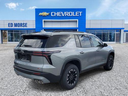 Sterling Gray Metallic 2026 Chevrolet Traverse AWD Z71