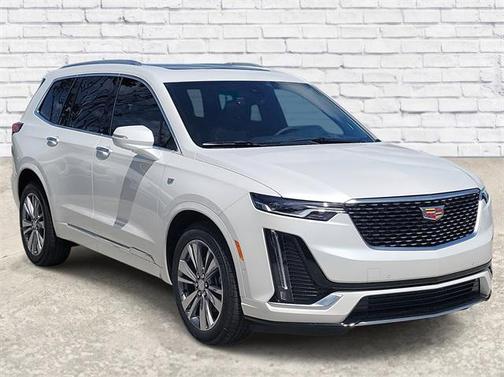 2025 Cadillac XT6 Premium Luxury FWD