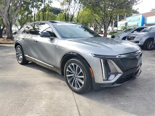 2024 Cadillac LYRIQ Sport