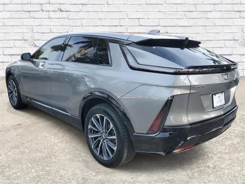 2024 Cadillac LYRIQ Sport