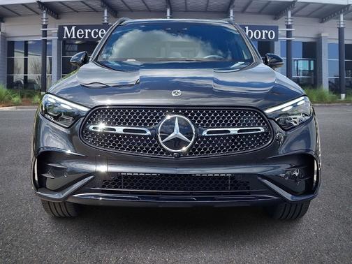 Graphite Grey Metallic 2026 Mercedes-Benz GLC 300 4MATIC