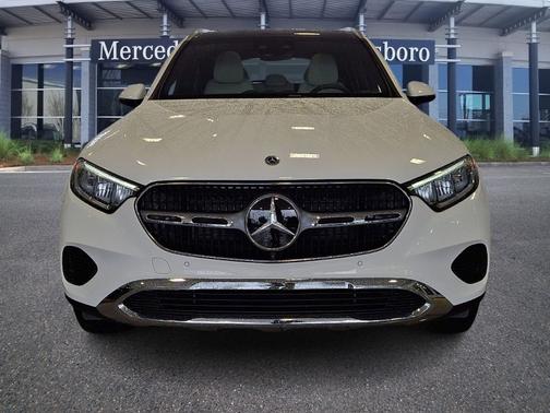 Polar White 2025 Mercedes-Benz GLC 350e Base
