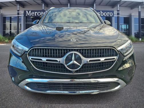 2025 Mercedes-Benz GLC 300 