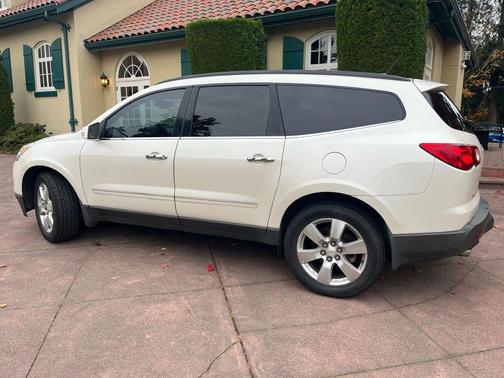 2012 Chevrolet Traverse LTZ