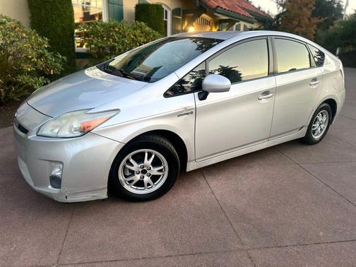 2010 Toyota Prius One