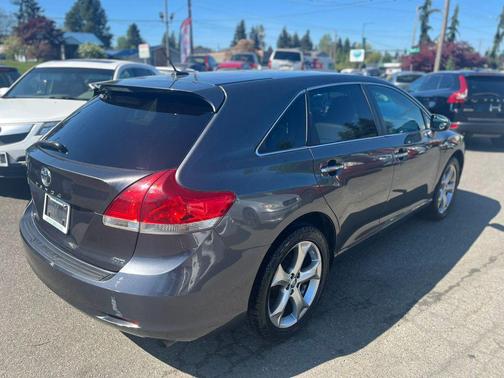 Black 2009 Toyota Venza Base