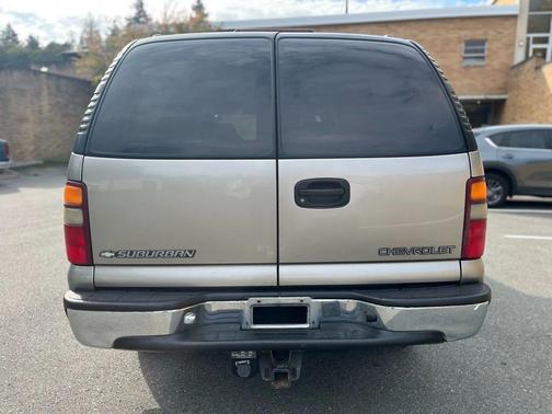 2001 Chevrolet Suburban 2500 LS