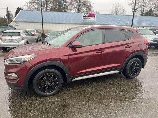 2017 Hyundai TUCSON SE Plus