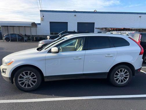 2010 Volvo XC60 T6