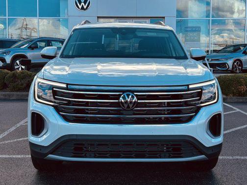 2026 Volkswagen Atlas 2.0T SE w/Technology 4MOTION