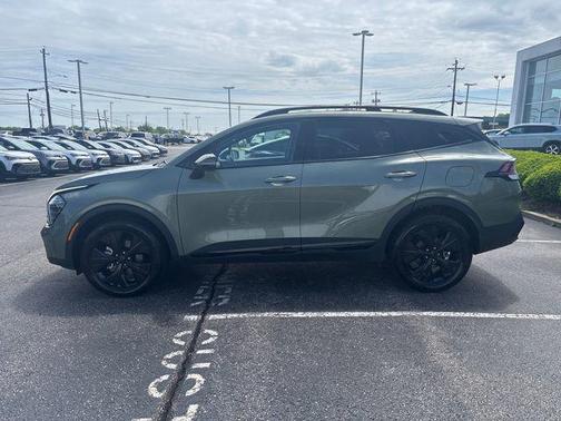 Jungle Green 2025 Kia Sportage X-Line