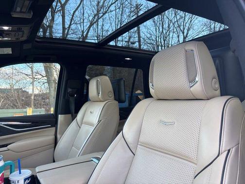 2021 Cadillac Escalade Premium Luxury