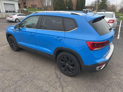 2023 Volkswagen Taos 1.5T SE