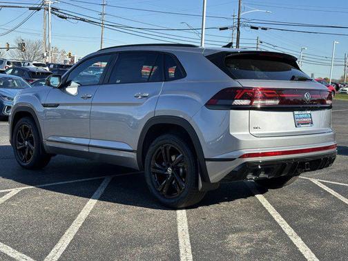 2026 Volkswagen Atlas Cross Sport 2.0T SEL
