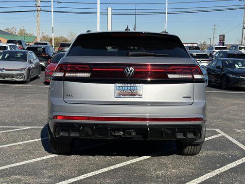 2026 Volkswagen Atlas Cross Sport 2.0T SEL