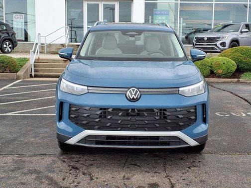 2025 Volkswagen Tiguan 2.0T SE 4MOTION