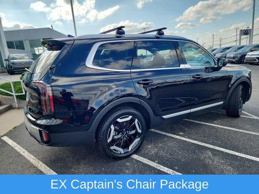 Ebony Black 2024 Kia Telluride EX