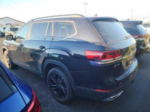 2023 Volkswagen Atlas 3.6L SE w/Technology