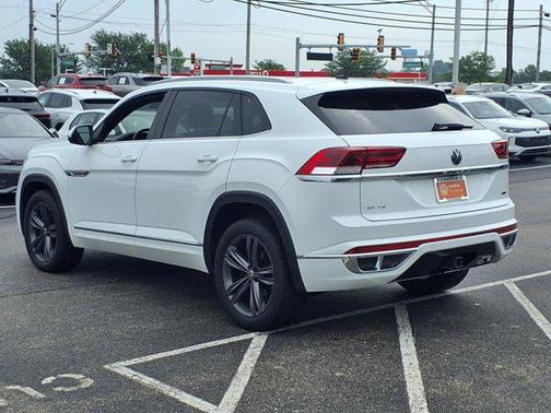 2021 Volkswagen Atlas Cross Sport 3.6L V6 SE w/Technology R-Line