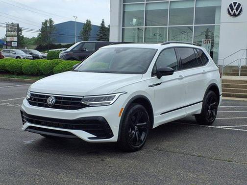 2024 Volkswagen Tiguan 2.0T SE R-Line Black 4MOTION