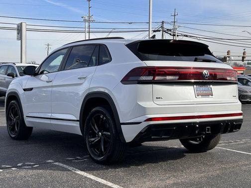 2025 Volkswagen Atlas Cross Sport 2.0T SEL